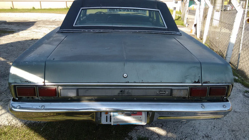Ford Landau 1982 (galaxie)
