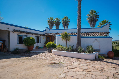 Casa En Venta En Lago Rapel, Condominio Costa Del Sol 2
