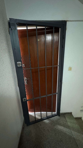 Apartamento En Venta, 2 Dormitorios, Centro.
