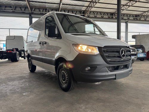Mercedes-Benz Sprinter 311 Cdi Street Furgón 3250 Tn V2
