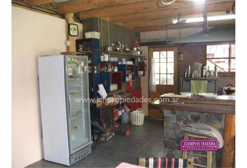 Hostel Céntrico En Villa La Angostura