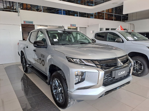 Mitsubishi L200 At 4x4 Black Edition Precio Leasing 2023 0km