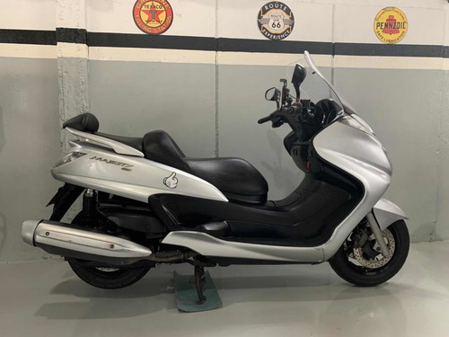 Yamaha Majesty