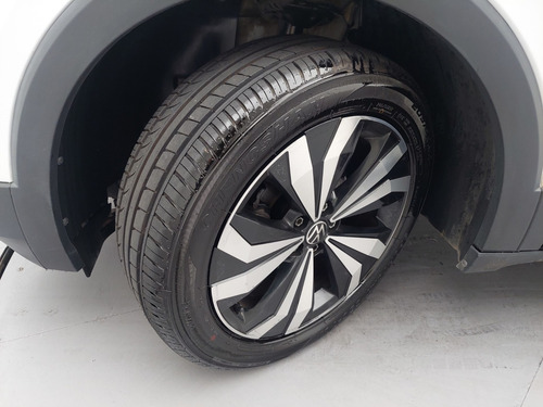 Volkswagen T-Cross 1.0 200 TSI TOTAL FLEX COMFORTLINE AUTOMÁTICO