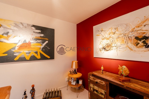 Hermoso Penthouse Lincoln Center- Ref: 639