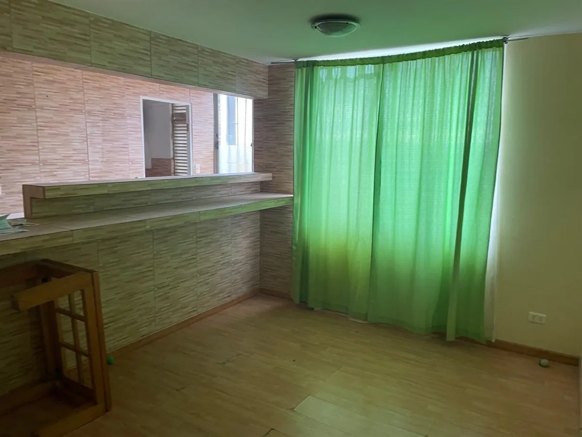 Imagen 2 de 14 de Departamento En Venta De 3 Dorm. En Valparaíso