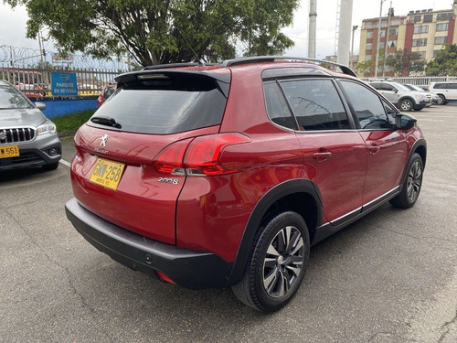 Imagen 10 de 25 de Peugeot 2008 2020