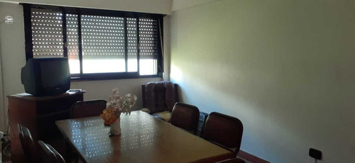 68 Entre 29 Y 30 - Departamento De Un Dormitorio En Venta (inversores)