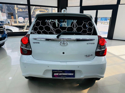 Toyota Etios 1.5 Platinum