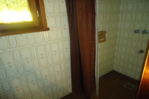 Imagen 28 de 30 de Excelente Chalet De 6 Ambientes Con Piscina Y Casa De Servicio Ideal Vivienda Permanente Muy Luminoso