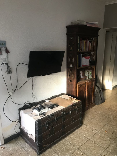 Importante Propiedad Emplazada En Lote De 380 Mts2