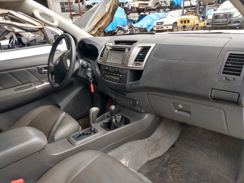 Imagem 6 de 6 de Sucata Hilux 2.7 Flex 2013 Aut 4x4 P/ Retirada De Peças