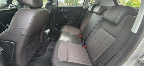 Imagen 11 de 12 de Peugeot 2008 2017 1.6 Feline