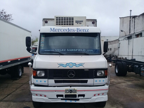 Imagen 2 de 9 de Mercedes Benz 710 /1997 Furgon Y Equipo Frio Y Pala