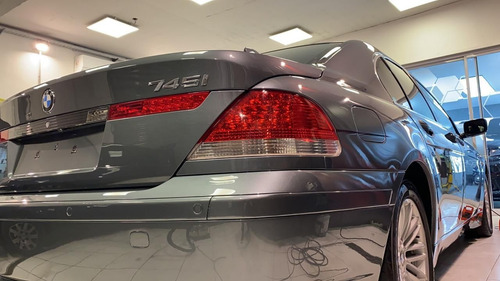 BMW Serie 7 4.4 745ia Premium