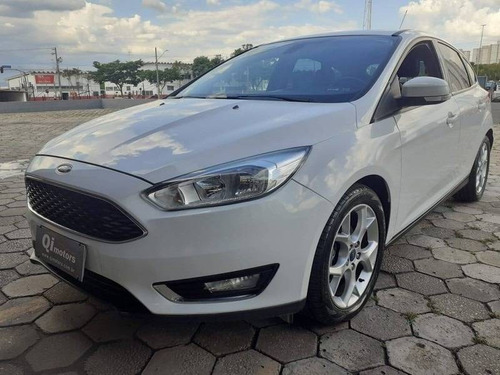 Ford Focus 2.0 Se Plus Fastback 16v Flex 4p Powershift