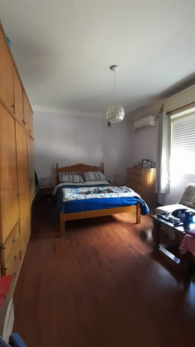Imagen 6 de 14 de Venta Casa, 3 Dormitorios, Lorenzo Fernández Y Bvar Artigas, A Reciclar.