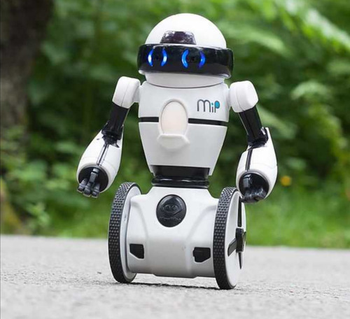 Mip: El Robot Que Responde A Las Órdenes De Tu Mano 