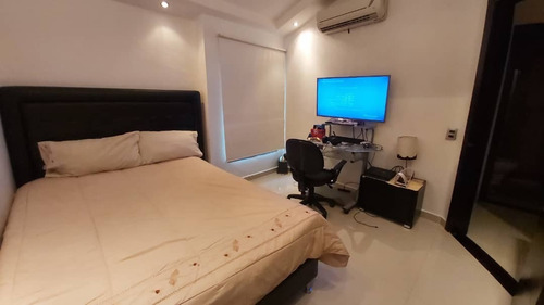 Imagen 12 de 25 de Vendo Espectacular Townhouse Totalmente Amoblado Bonaventure Home Mañongo Naguanagua Totalmente Amoblado Y Equipado