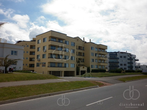 Imagen 26 de 26 de Apartamento De 3 Dormitorios A La Venta En Pinares
