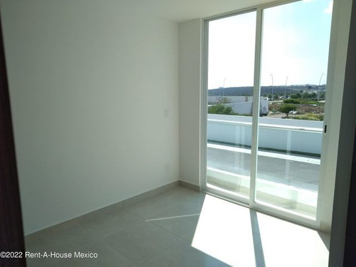 Imagen 14 de 14 de Casa Con Roof Garden Y Jardín, Zákia - Renta