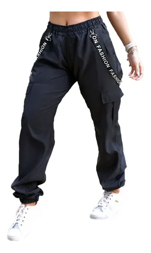 Loja de hotsell roupa skatista feminina