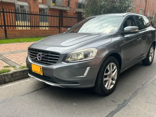 Volvo XC60 2.0 T5 Awd Summum