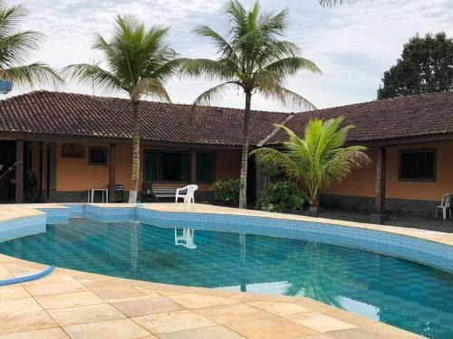 Chácara Com Piscina E 6 Quartos Em Itanhaém/sp 6839-pc