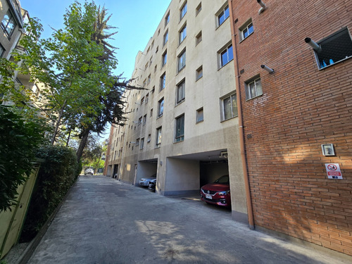 Venta Depto Diego De Almagro, Providencia, 2d/2b + Est Y Bod
