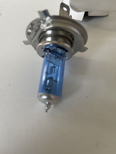 Ampolleta Bombilla Halógena 24v 130/90w Henkel Azul H4 P43t