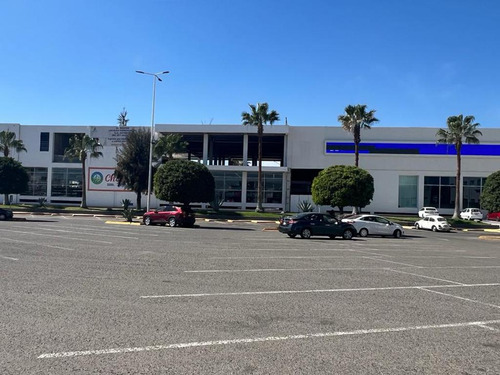 Local En Renta Plaza Antares. León Gto. 1,285 M2