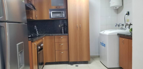 Imagen 3 de 19 de Apartamento En Res. San Francisco, San Diego 04124667445 (ata-887)