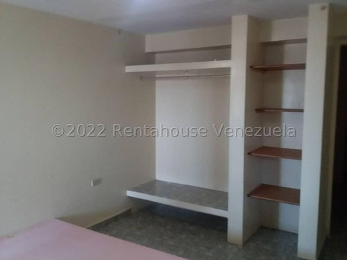 Imagen 6 de 24 de Acogedor Apartamento Con Ampliación. 04120656408 Mls 23-4143