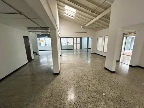 Bodegas En Arriendo Patio Bonito 643-8292267