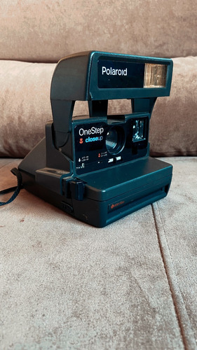 Câmera Polaroid Onestep Analógica
