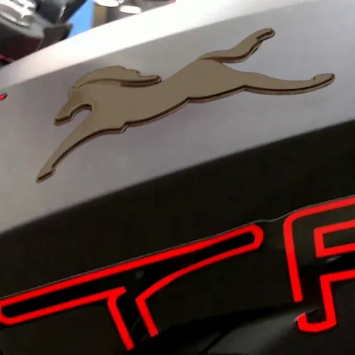 Emblema Tanque Para Apache Rtr 200 Caballo