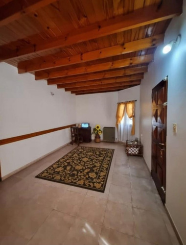 Hermosa Casa En Esquina!