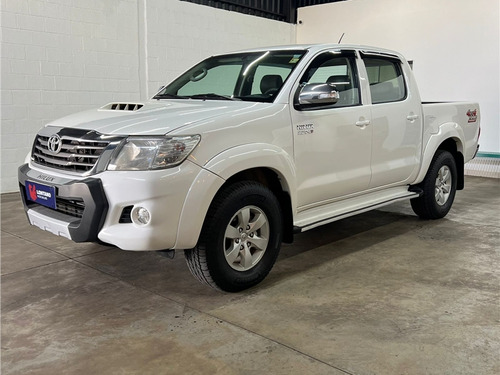 Toyota Hilux 3.0 SRV 4X4 CD 16V TURBO INTERCOOLER DIESEL 4P AUTOMÁTICO