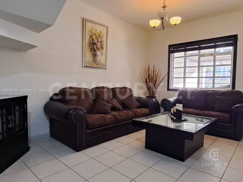 Casa Amueblada En Renta En Fraccionamiento Las Aldabas Chihuahua, Chih.