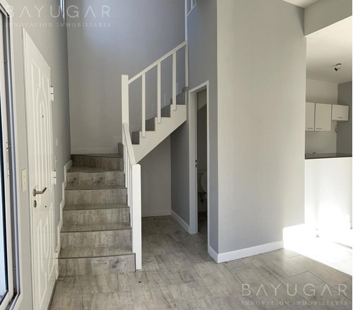 Imagen 6 de 30 de Venta - Ph Dúplex A Estrenar En Barrio La Fernanda - Villa Rosa - Bayugar Negocios Inmobiliarios