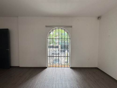 Casa Con Uso De Suelo En Renta En Polanco