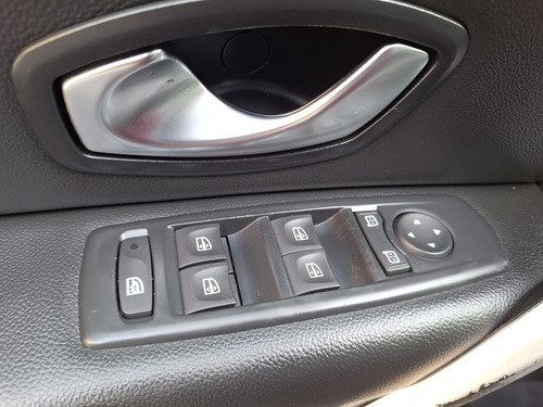 Renault Fluence 2.0 DYNAMIQUE 16V FLEX 4P AUTOMÁTICO