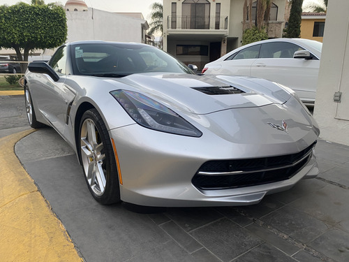 Chevrolet Corvette 6.2 V8 Stingray Z51 At