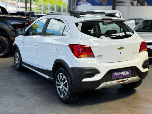 Chevrolet Onix 1.4 MPFI ACTIV 8V FLEX 4P MANUAL