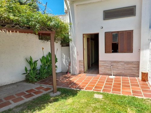 Imagen 1 de 13 de Alquilar, Barra Brasil Apartamento 5 Pers 1 D La Playa $1000 Leer Bien