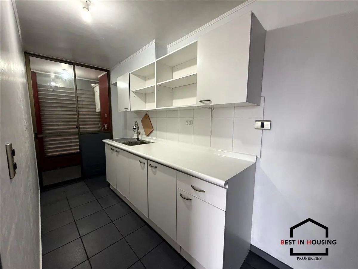 Imagen 4 de 14 de Arriendo Departamento 3 Dorm / Metro Hospitales
