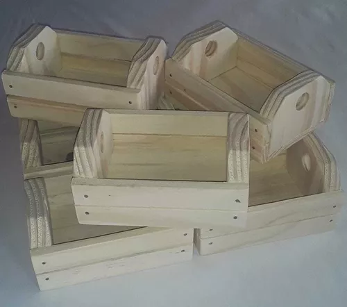 Caixa artesanal rústica provençal em madeira recuperada