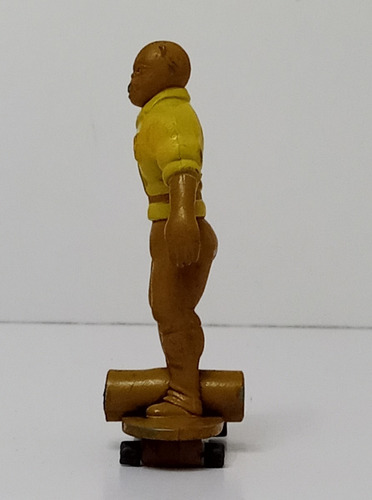Muñeco Alien En Skate --10 Cm Sin Marca (Usado)