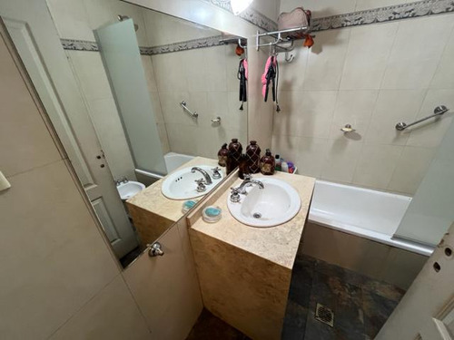 Casa Con Piscina Y Hermoso Parque