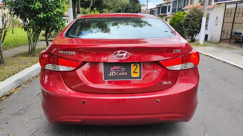 Hyundai Elantra 1.8 i35 GLS MT